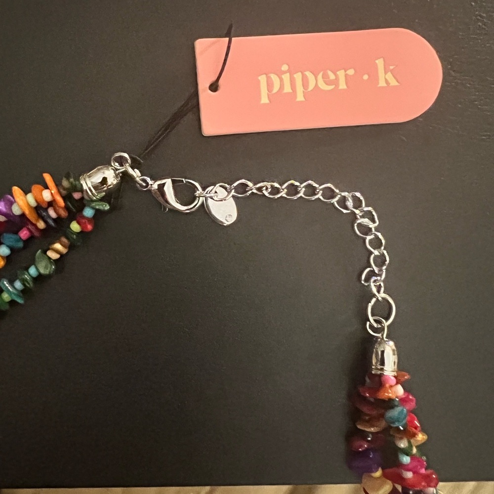 Colorful Necklace-Natural shells Coral Accents-NEW-11”drop-WOW-Feast your eyes! - Picture 7 of 9